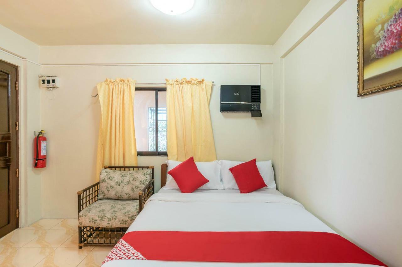 Conrado'S Apartelle Paranaque City Zewnętrze zdjęcie